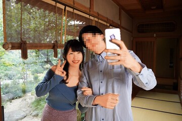 最高の人妻 旦那の前で穢されて… 椎葉みくる