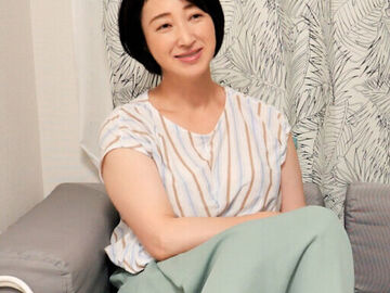 イケメンが人妻を部屋に連れ込んでSEXに持ち込む様子を盗み撮りしたDVD。...