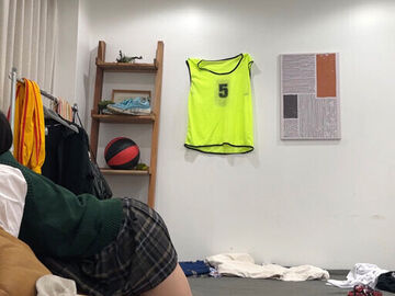 制服少女が部屋で1人でムラムラして…秘密…