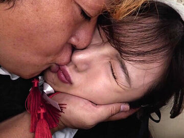 【4K】嫌悪しか感じないご主人様に泣きた…